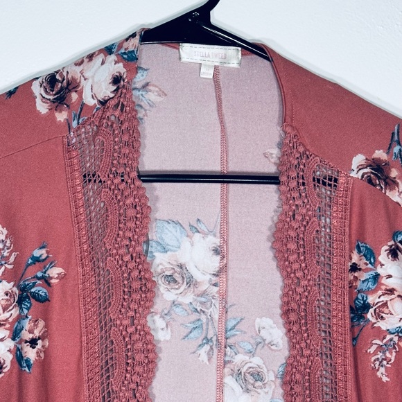 Women’s Stella Tweed Flower Pattern Cardigan - Picture 2 of 4